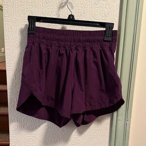 Lululemon Track That High-Rise Lined Short 3"
Dramatic Magenta